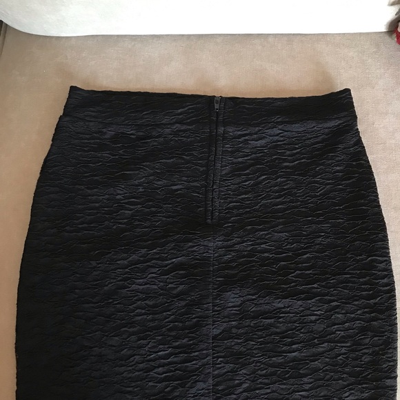 Forever 21 bandage style sequin mini skirt. - Picture 7 of 9